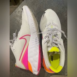 Nike shoes